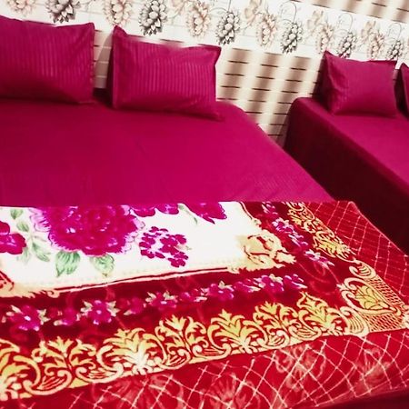 Nirmala Sadan Home Stay Ayodhya Dham Екстер'єр фото