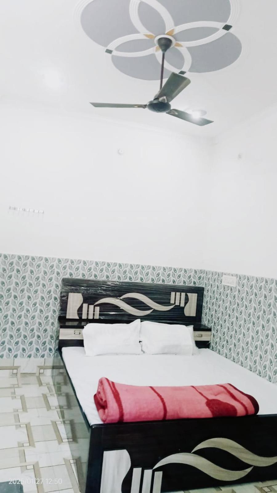 Nirmala Sadan Home Stay Ayodhya Dham Екстер'єр фото
